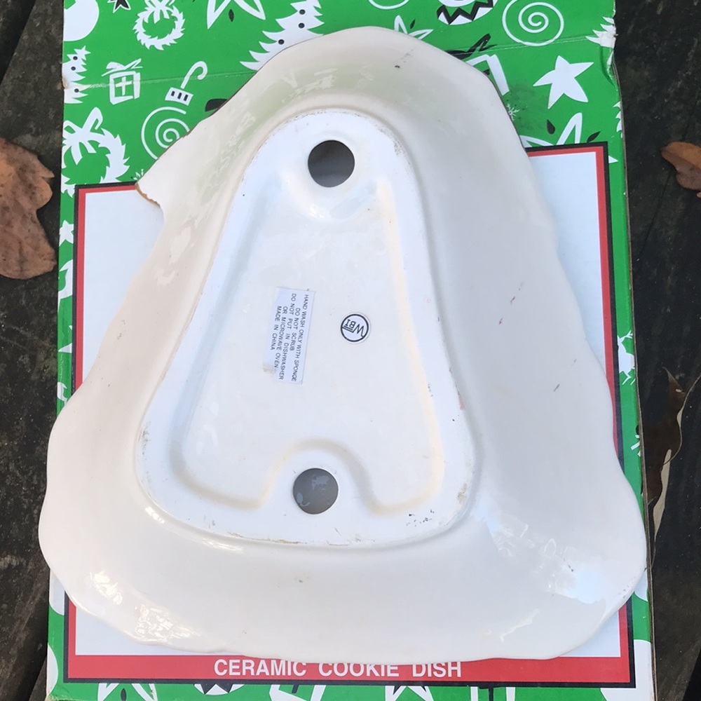 HOLIDAY TREASURES - Picture 12 of 14